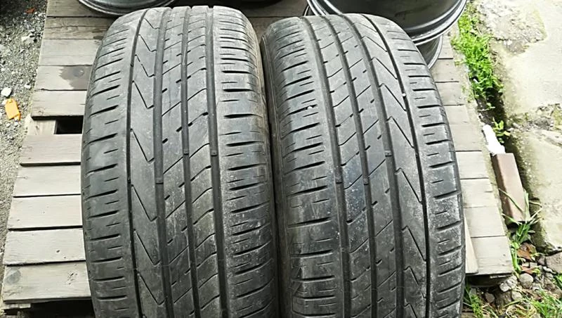 Гуми Летни 235/60R18, снимка 1 - Гуми и джанти - 25464459