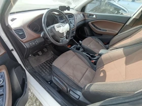 Hyundai I20 Панорама , снимка 8