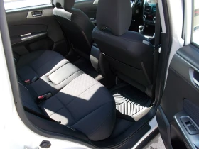 Subaru Forester 2.0D  4x4 AWD, снимка 9