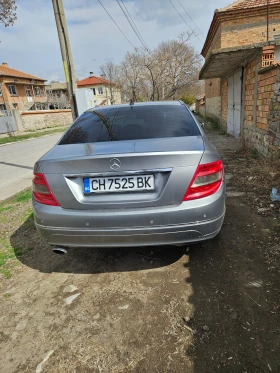 Mercedes-Benz C 220 2.2, снимка 2