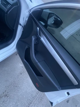 Skoda Octavia 1.6 tdi - 15500 лв. - 40316688 10