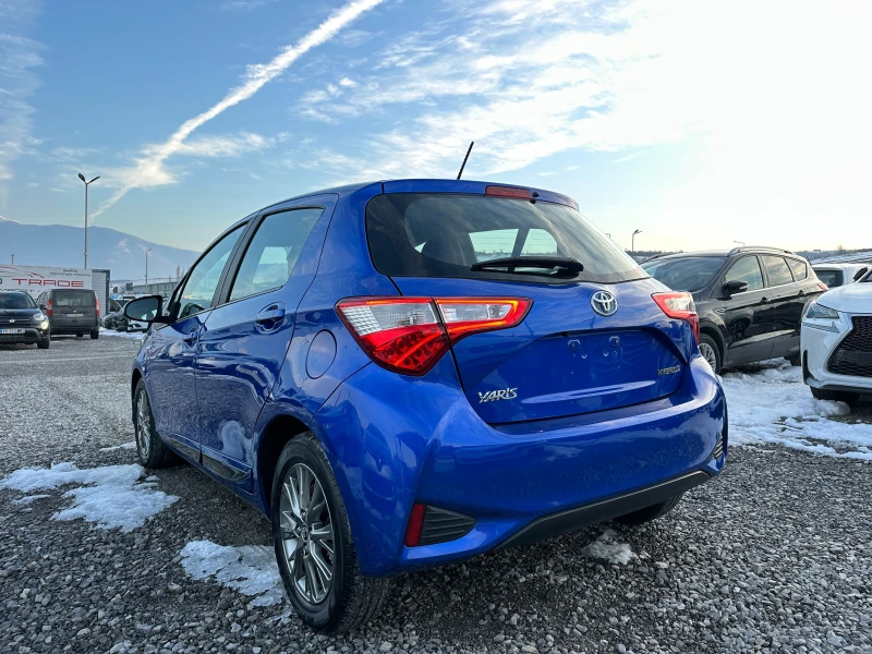 Toyota Yaris 1.5 Hybrid E6B FACE, снимка 4 - Автомобили и джипове - 48880777