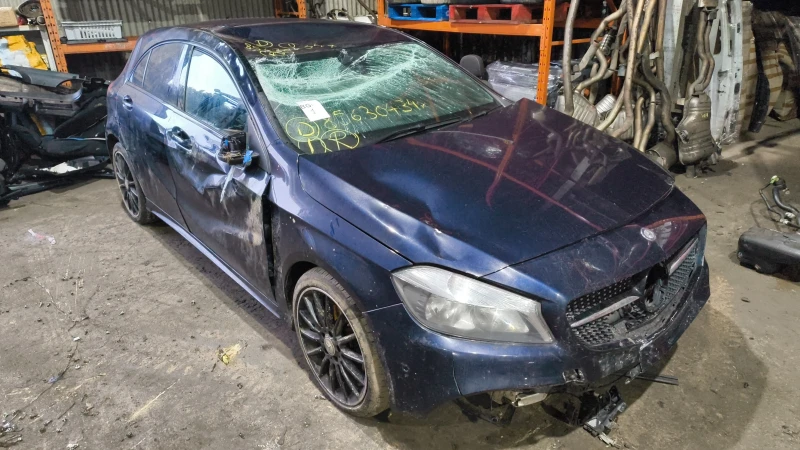 Mercedes-Benz A 180, снимка 1 - Автомобили и джипове - 49259938