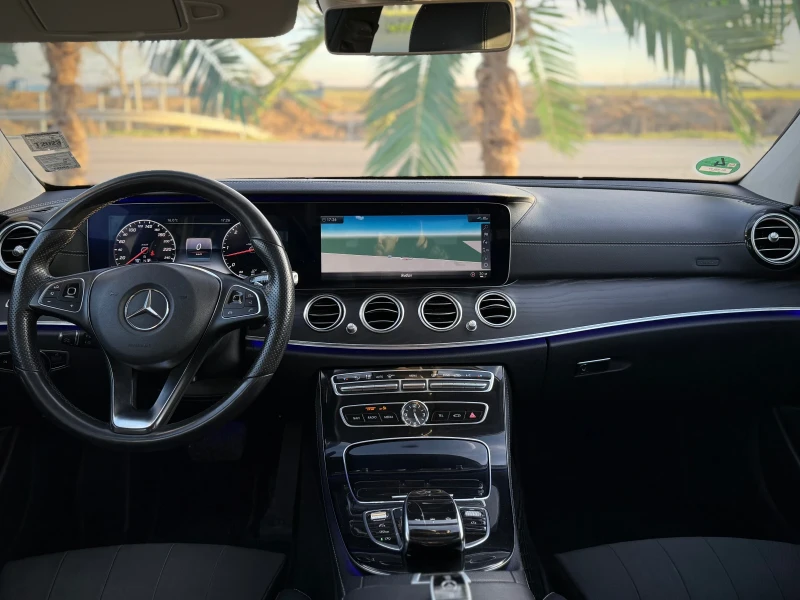 Mercedes-Benz E 350 LIZING/WIDESCREEN/MULTIBEAM/DISTR/LINE ASSIST/360 , снимка 7 - Автомобили и джипове - 49415767