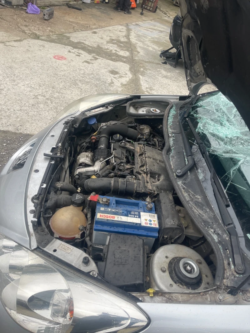 Peugeot 206 1.4 HDi 206 + , снимка 2 - Автомобили и джипове - 49745692