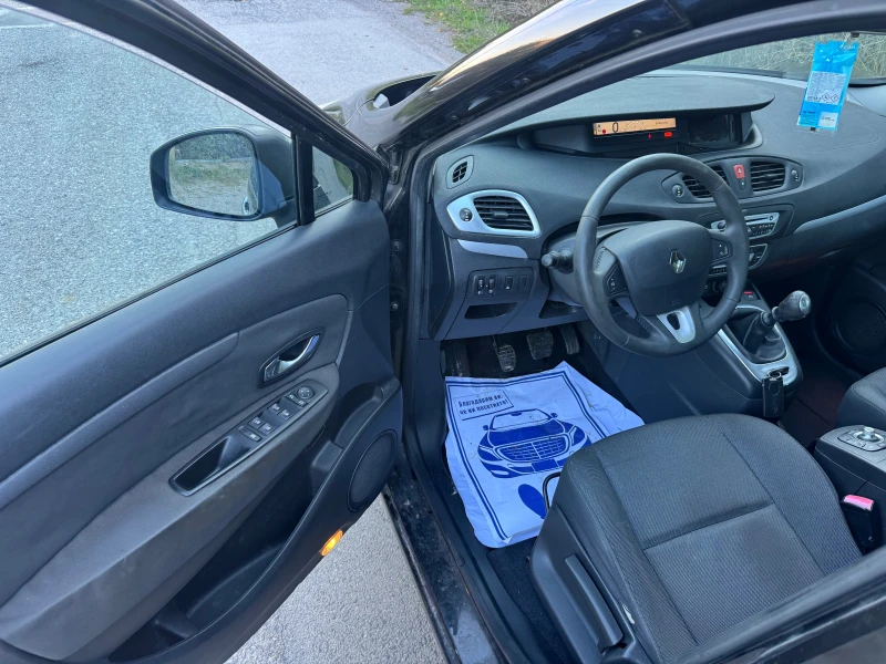 Renault Grand scenic 1.5Dci, снимка 6 - Автомобили и джипове - 52808696