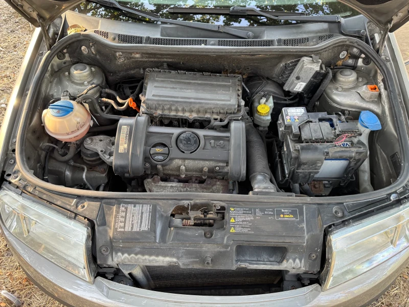 Skoda Fabia, снимка 13 - Автомобили и джипове - 52257587