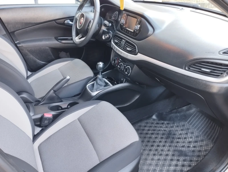 Fiat Tipo, снимка 14 - Автомобили и джипове - 53279580