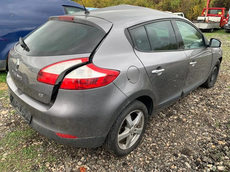 Renault Megane III,1.5dCI,110кс.K9KJ8, снимка 3 - Автомобили и джипове - 26996486