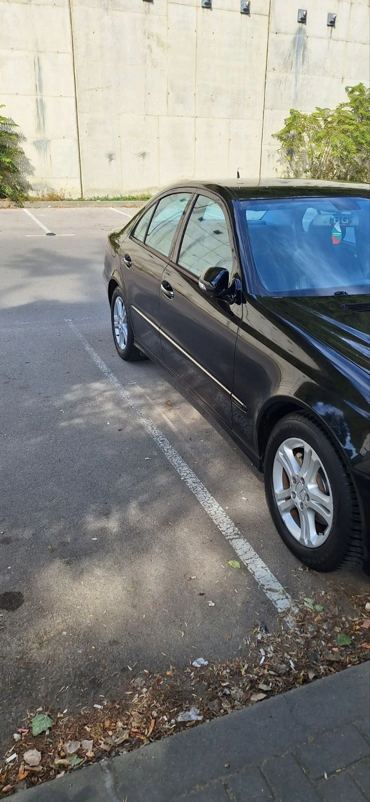 Mercedes-Benz E 220 2.2, снимка 12 - Автомобили и джипове - 56129990
