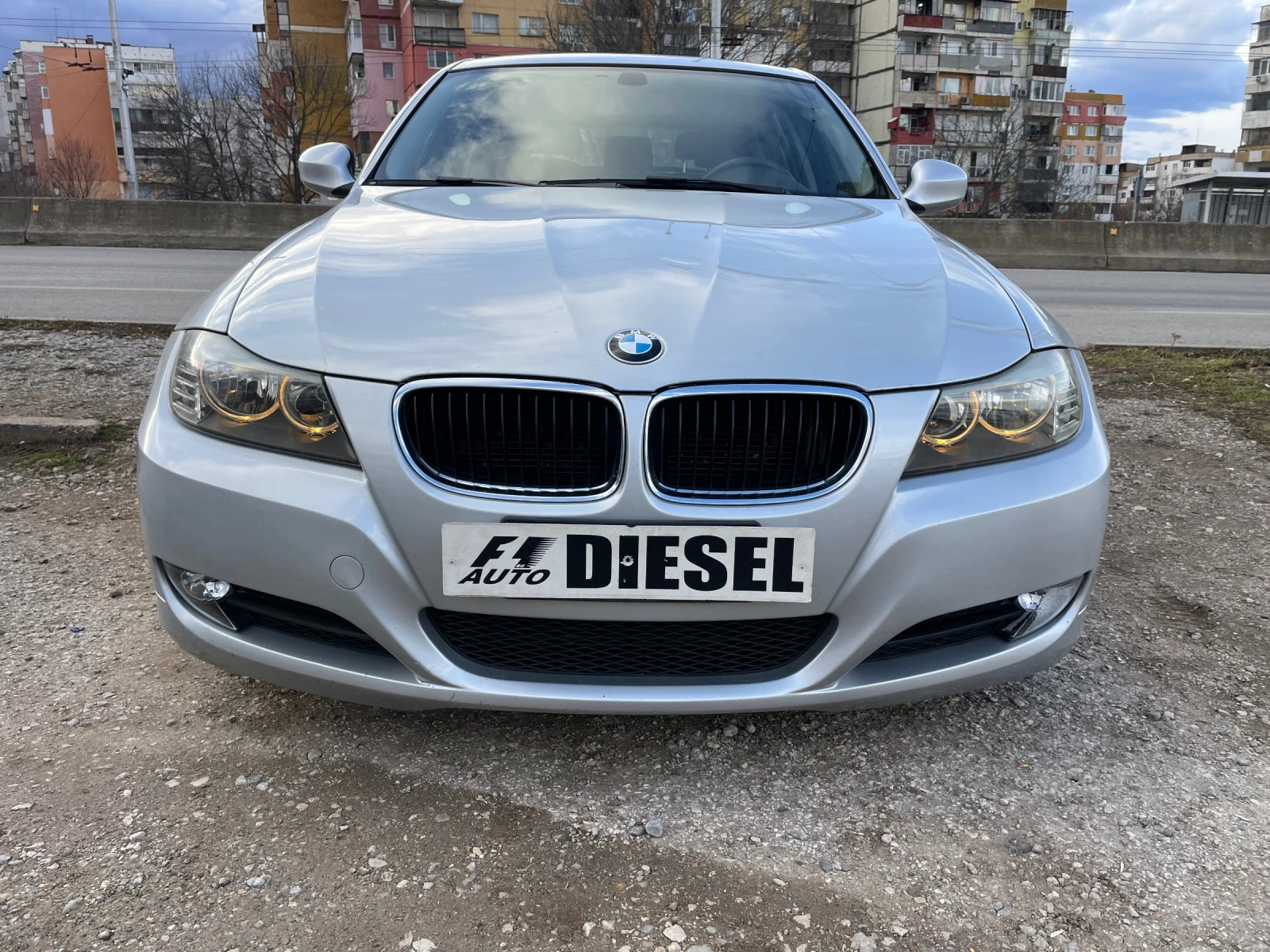 BMW 320 2.0TDI-177-ФЕЙС-ИТАЛИЯ - изображение 2