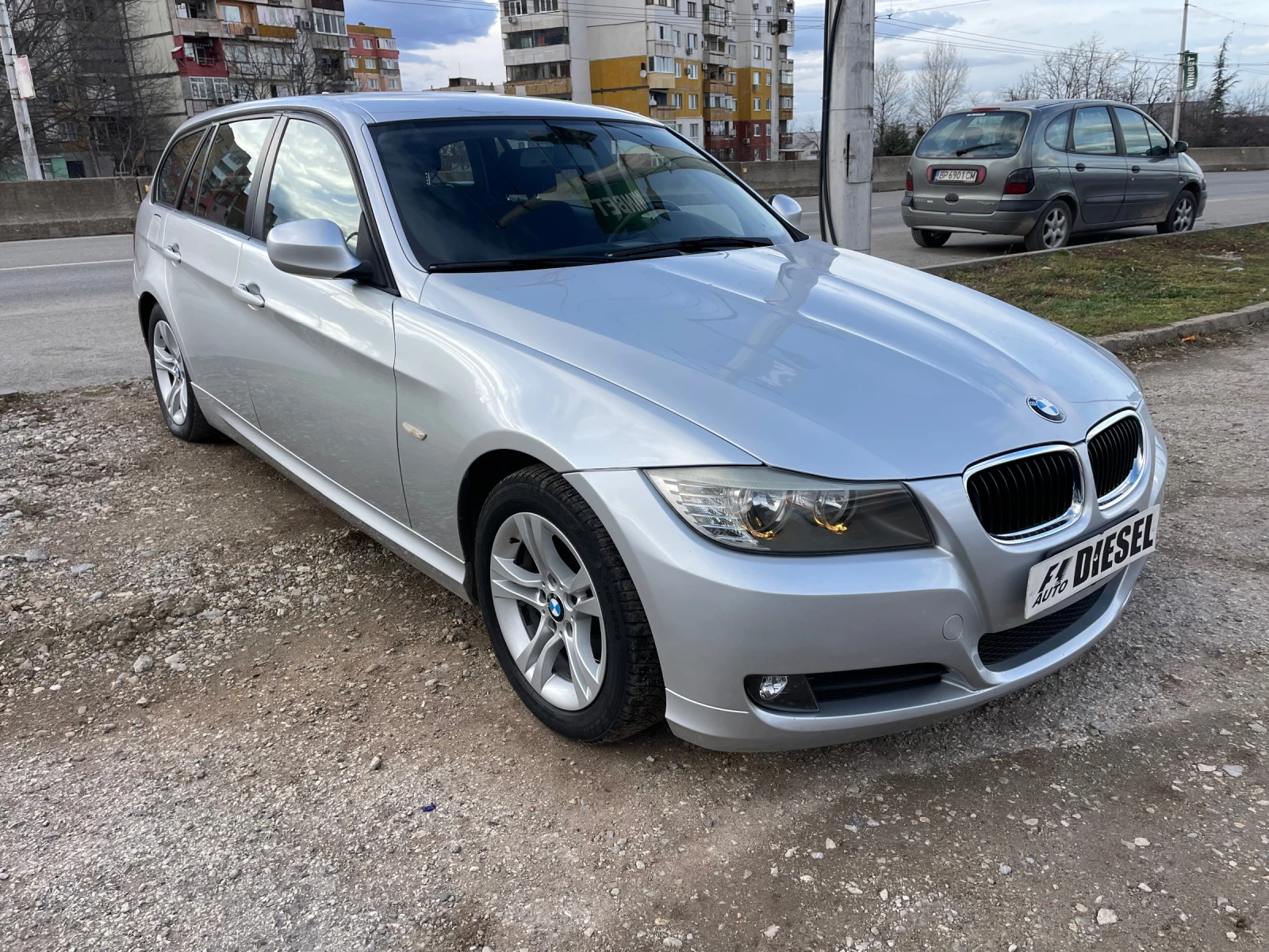 BMW 320 2.0TDI-177-ФЕЙС-ИТАЛИЯ - изображение 3