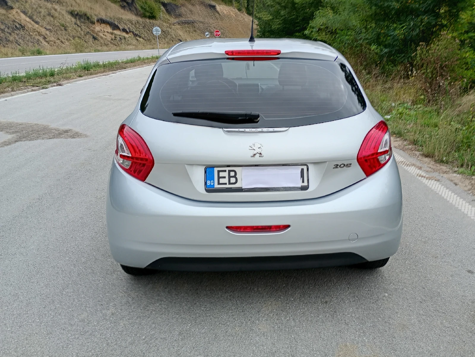 Peugeot 208  - изображение 8