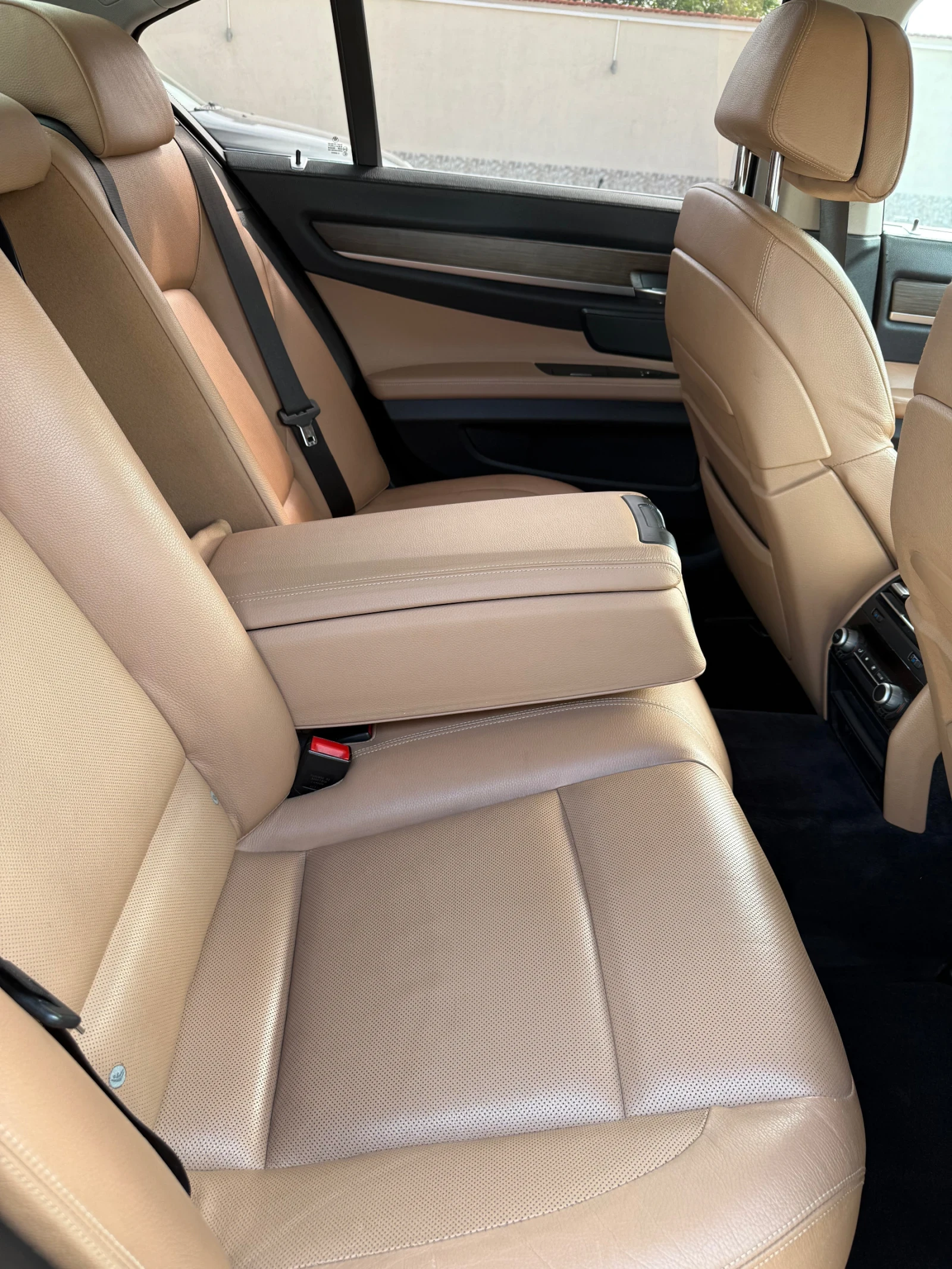 BMW 730  - изображение 7