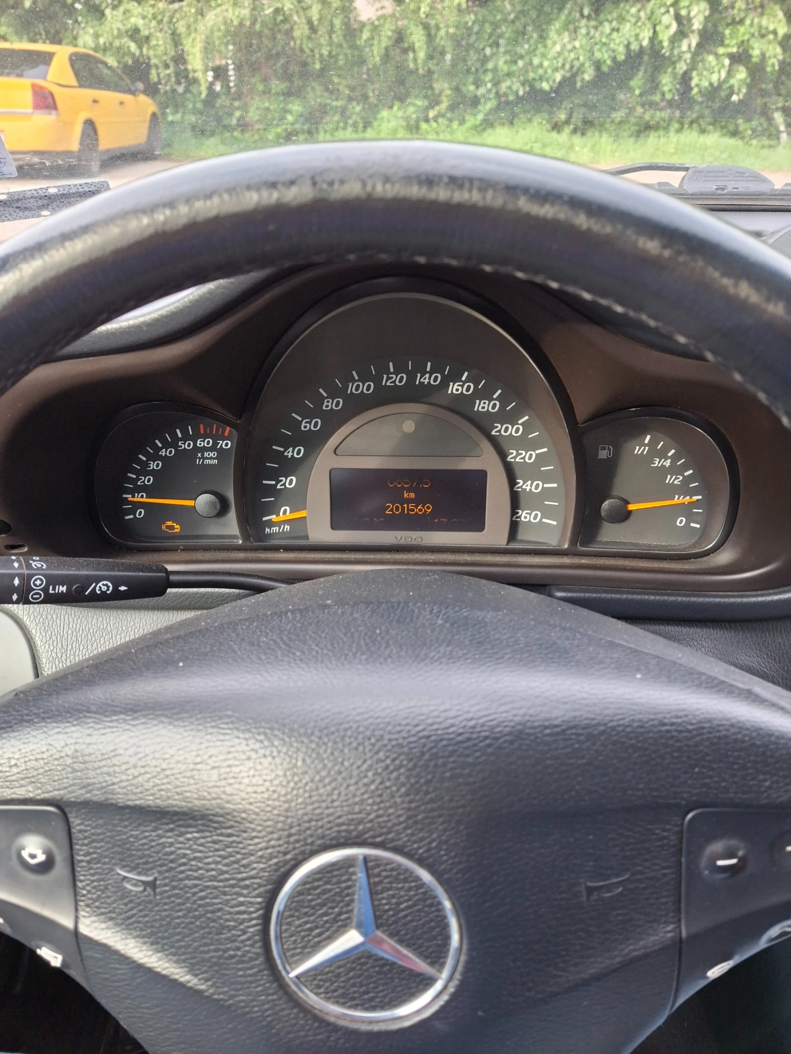 Mercedes-Benz C 180 Sport Coupe - изображение 8