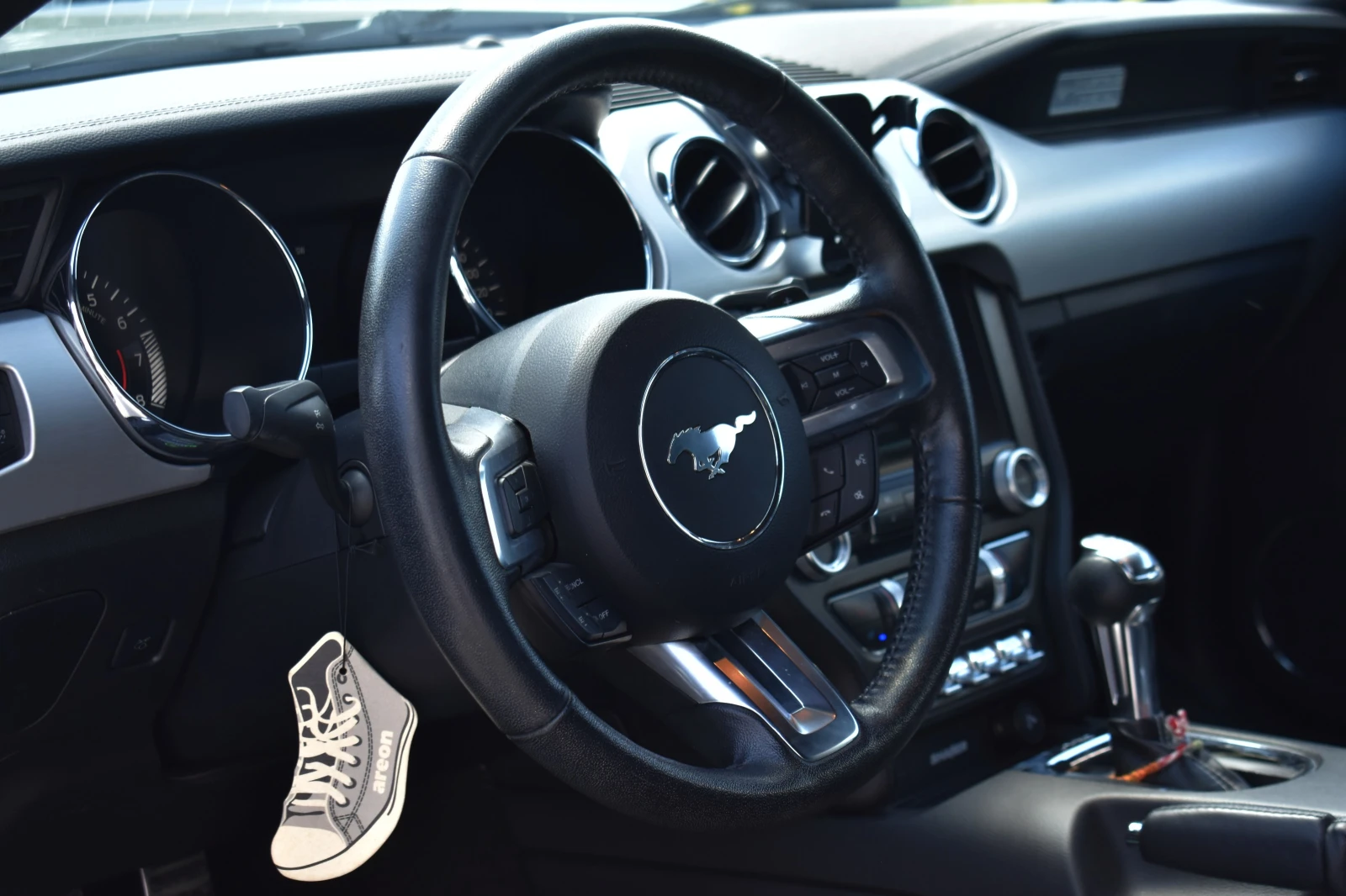 Ford Mustang 2.3ECO-BOOST* 40000KM!!!!* SERVICE-HISTORY - изображение 8