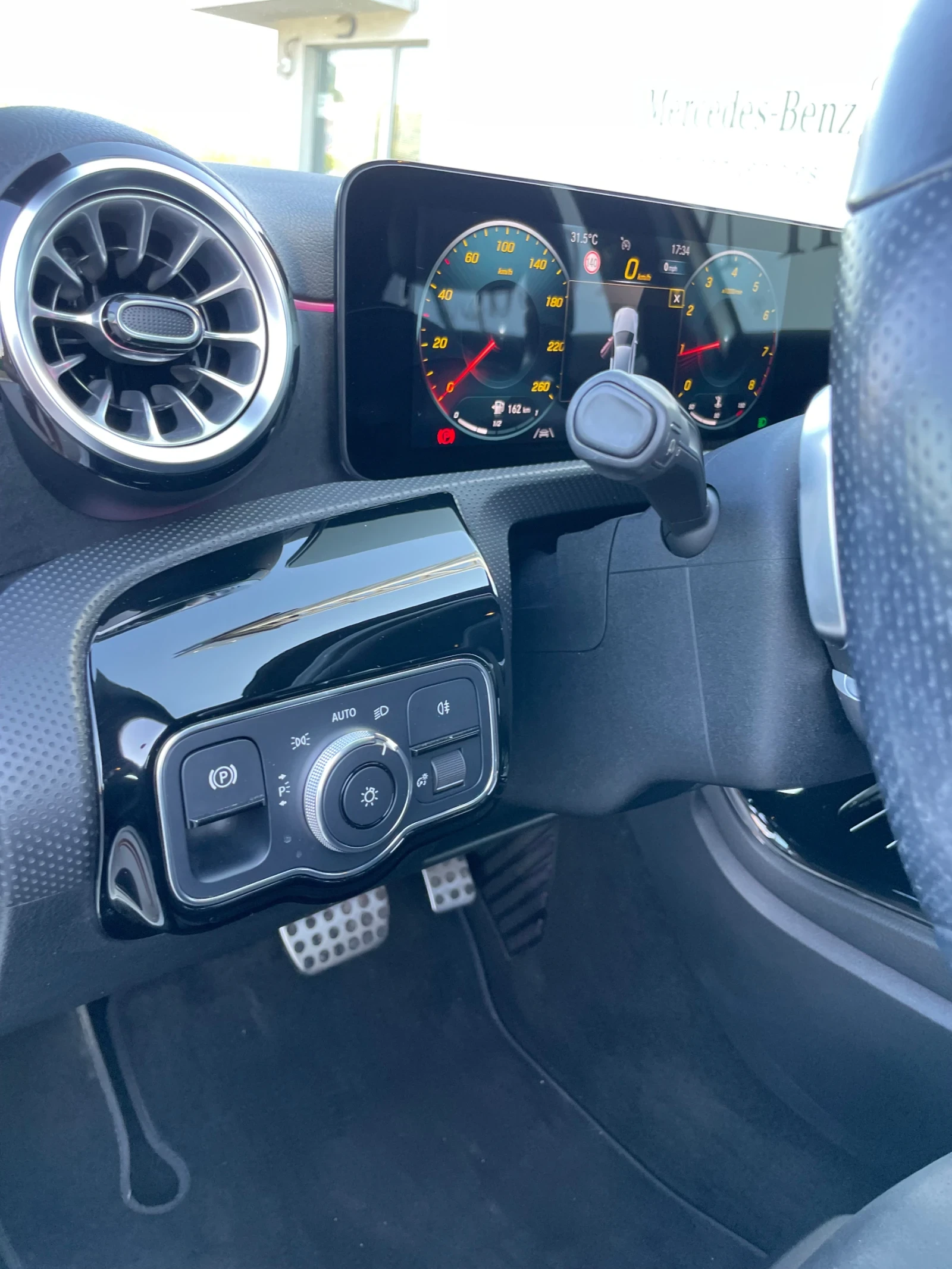 Mercedes-Benz A 200 А200 4МАТИК - изображение 2