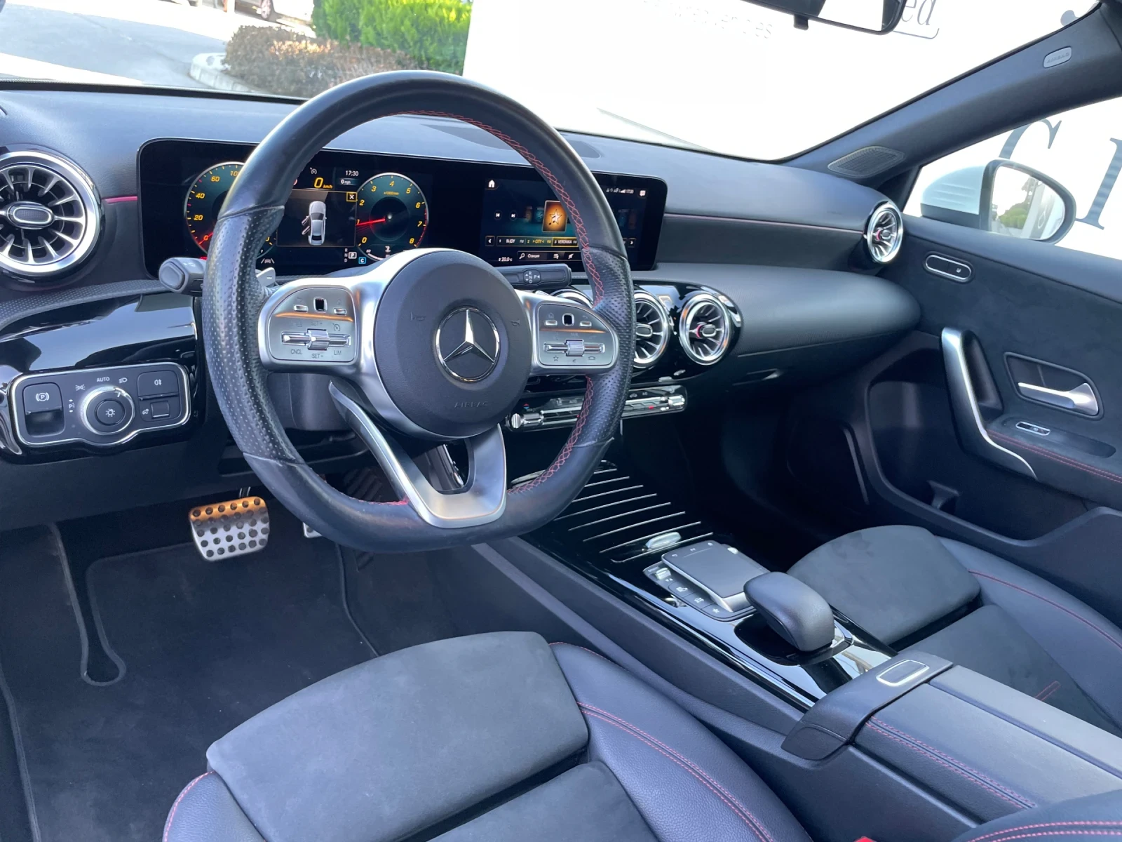 Mercedes-Benz A 200 А200 4МАТИК - изображение 6