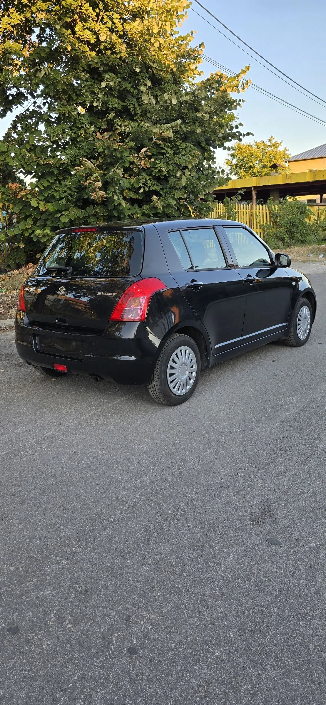 Suzuki Swift 1.3i - изображение 3