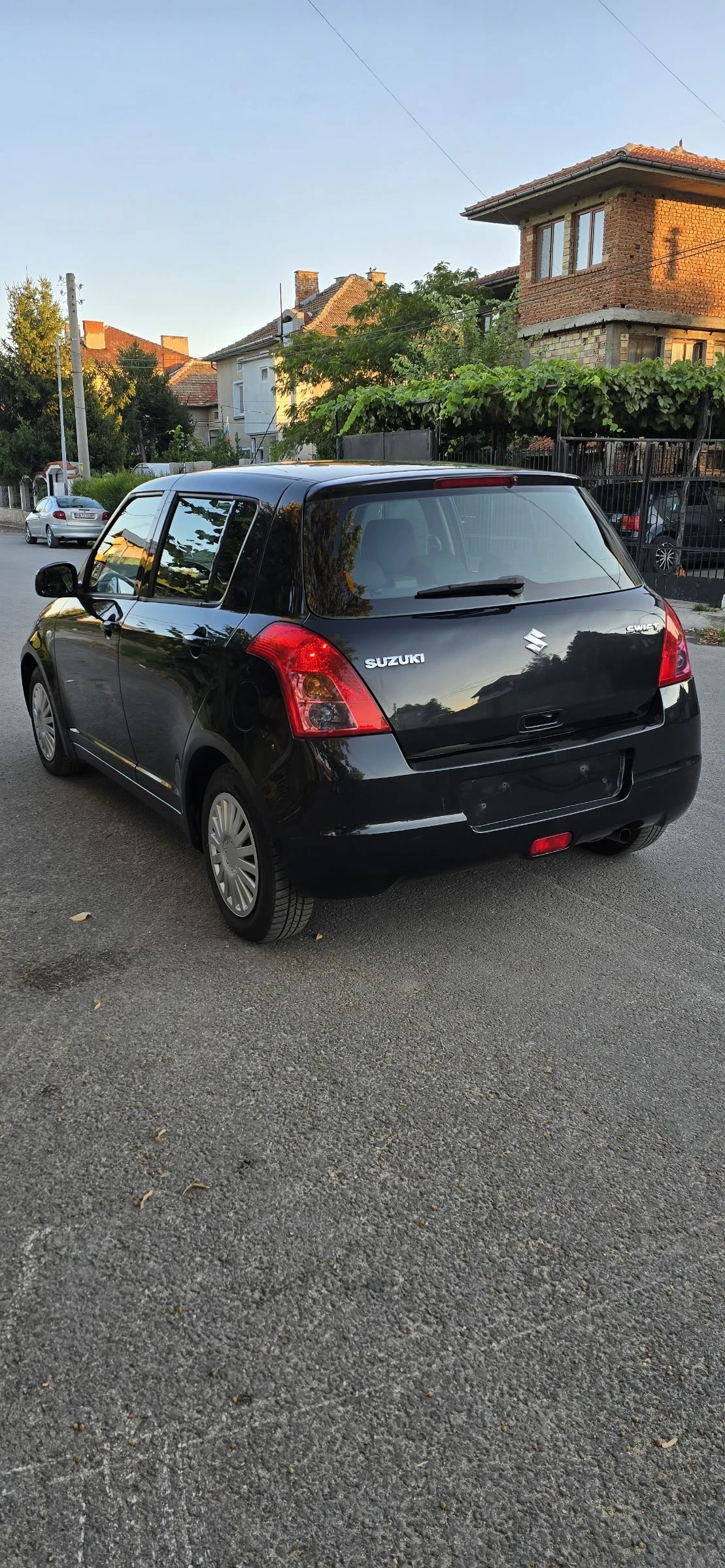 Suzuki Swift 1.3i - изображение 5