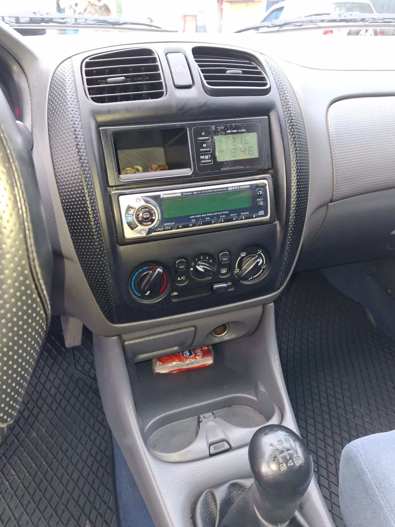 Mazda 323 1.5 16v газов инжекцион - изображение 10