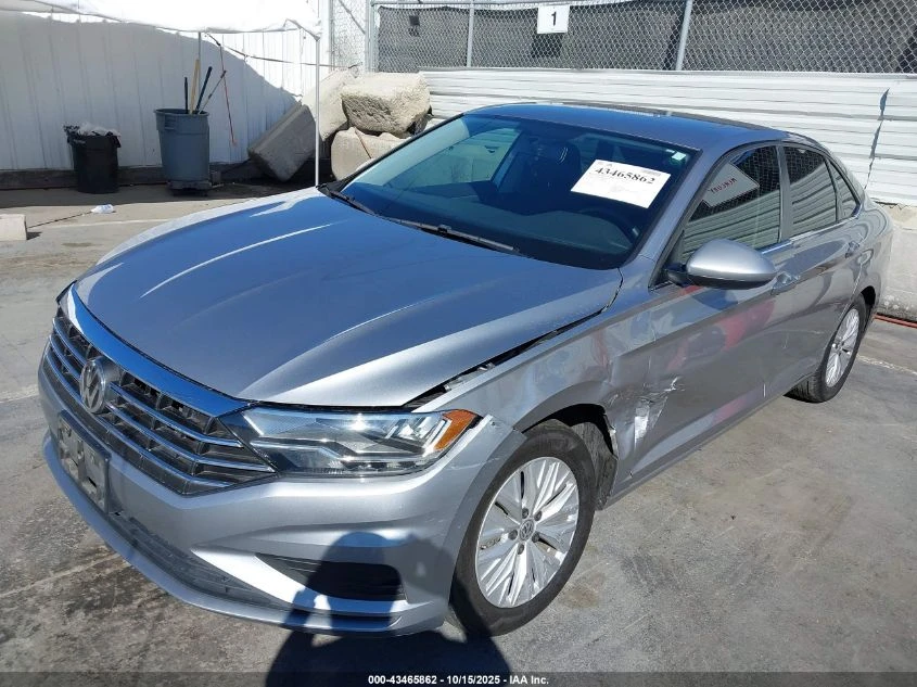 VW Jetta 1.4L I-4 DI, DOHC, VVT, TURBO, 147HP Front Wheel | Mobile.bg   11