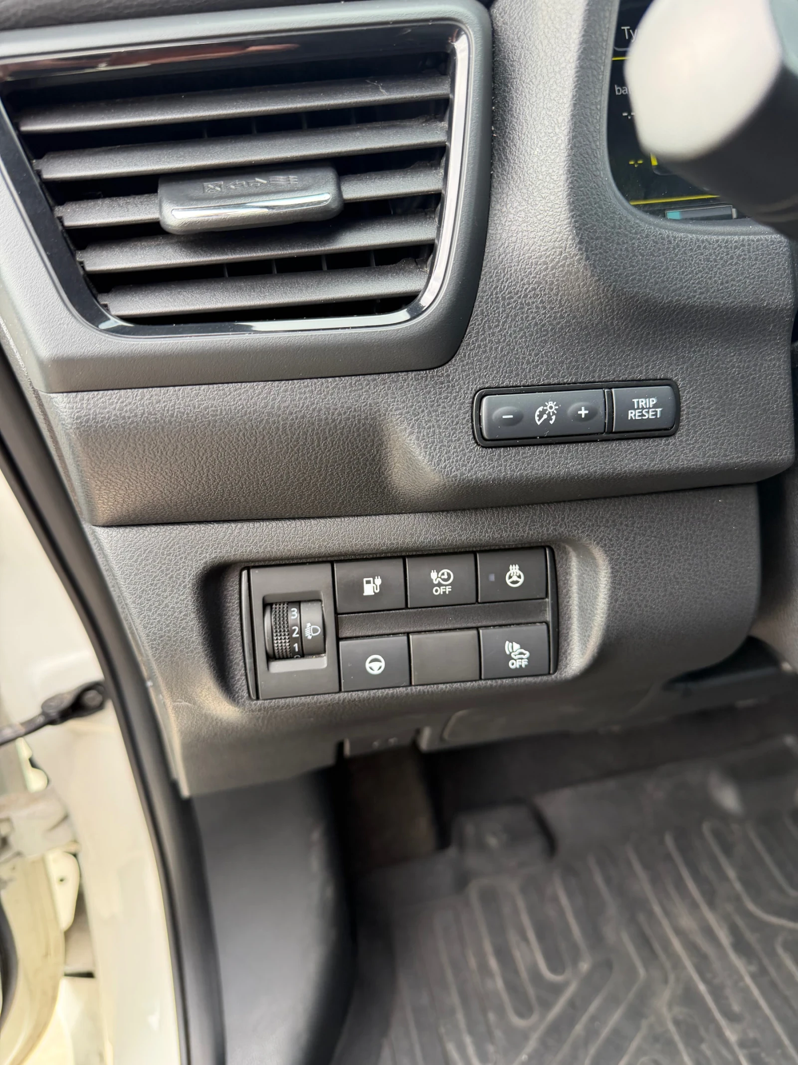 Nissan Leaf  * ���* ���*  | Mobile.bg � ����������� 13