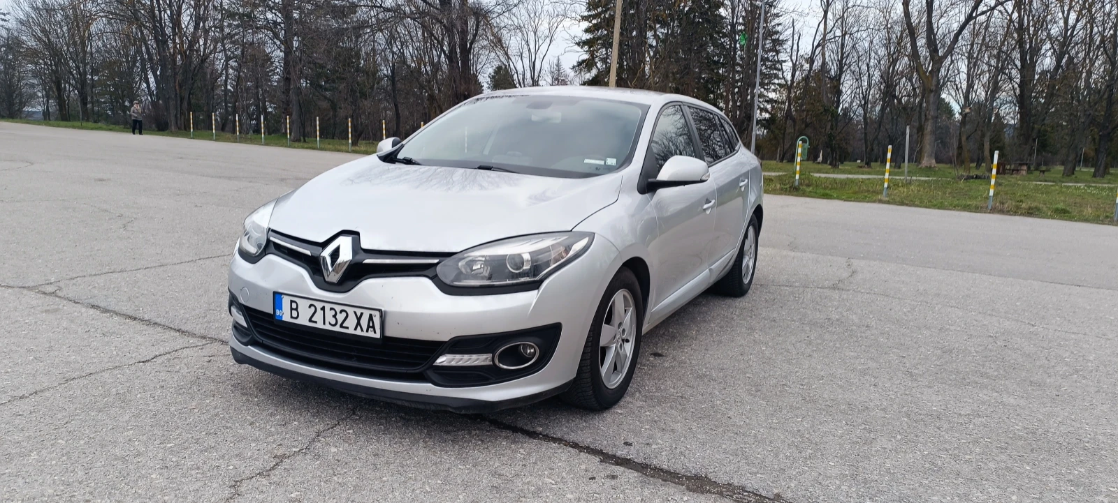Renault Megane 1.5 DCI, снимка 2 - Автомобили и джипове - 53833225