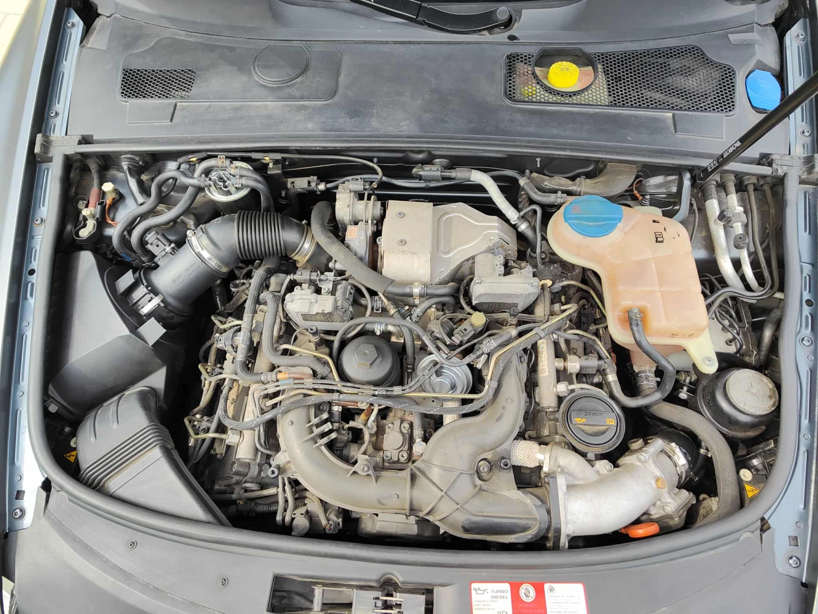 Audi A6 Quattro, снимка 17 - Автомобили и джипове - 54012984