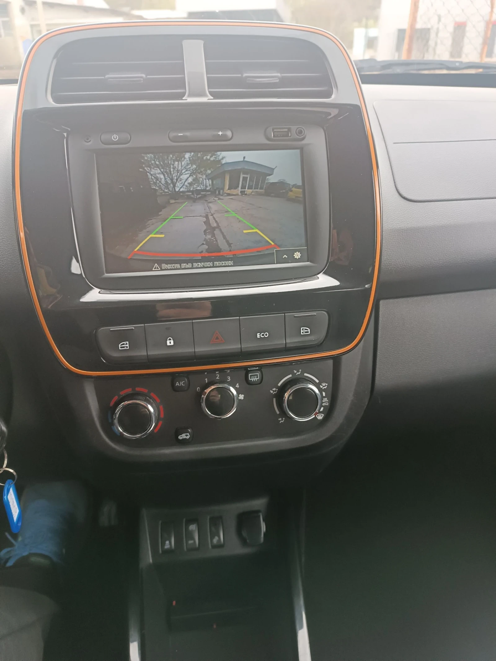 Dacia Spring Extreme 33 kw, снимка 8 - Автомобили и джипове - 54212225