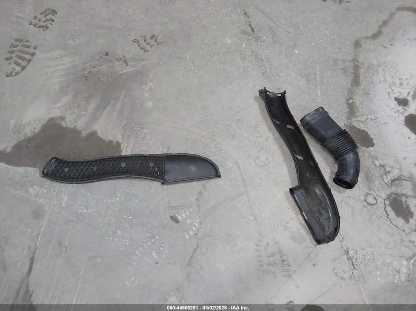 Mercedes-Benz C 300 2.0L I-4 DI, DOHC, VVT, TURBO, 241HP All Wheel | Mobile.bg � ����������� 12