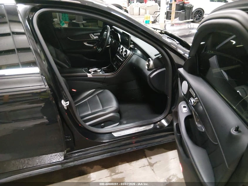 Mercedes-Benz C 300 2.0L I-4 DI, DOHC, VVT, TURBO, 241HP All Wheel | Mobile.bg � ����������� 5