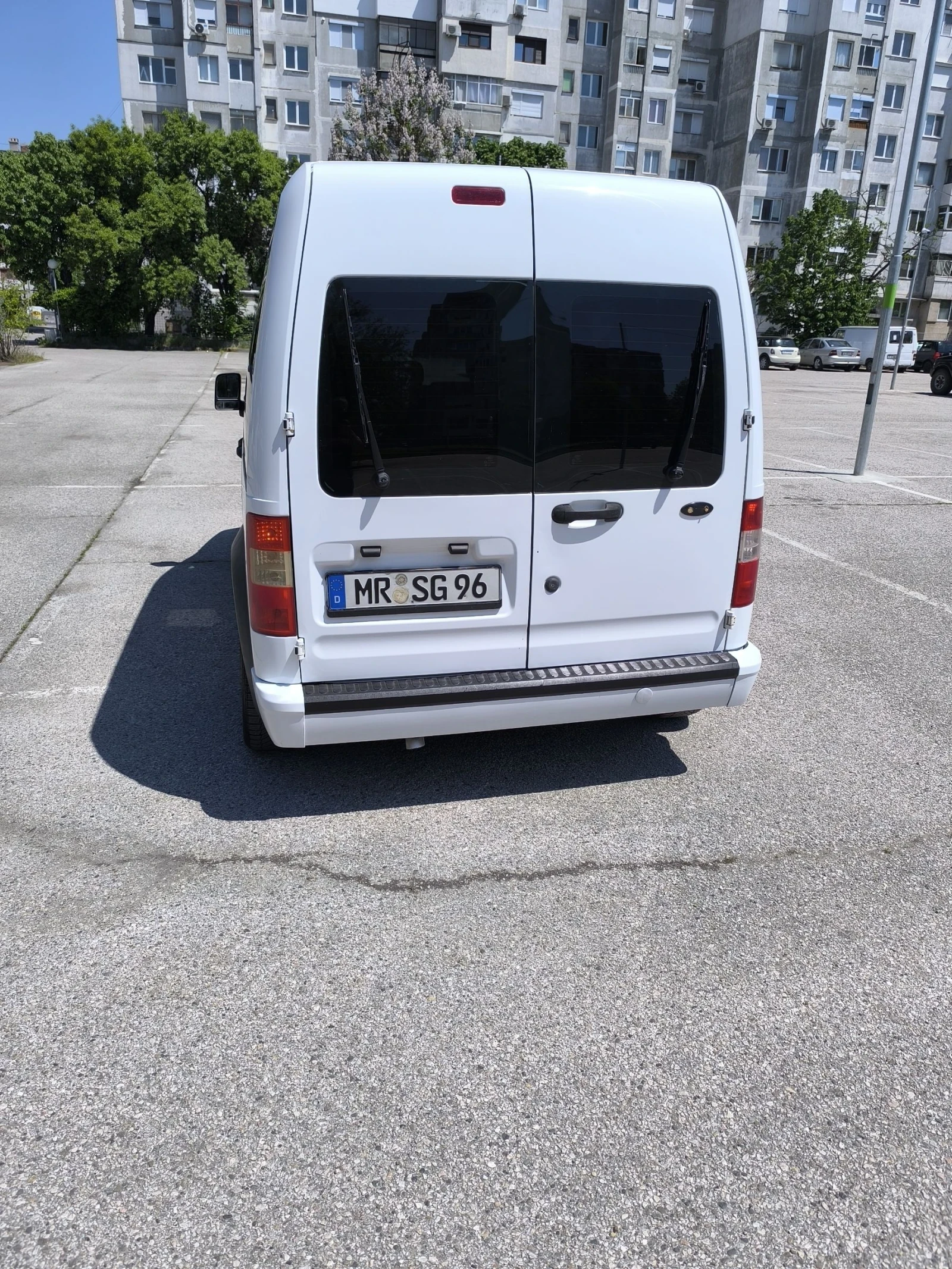 Ford Tourneo Connect 1.8TDI, снимка 4 - Автомобили и джипове - 54455839