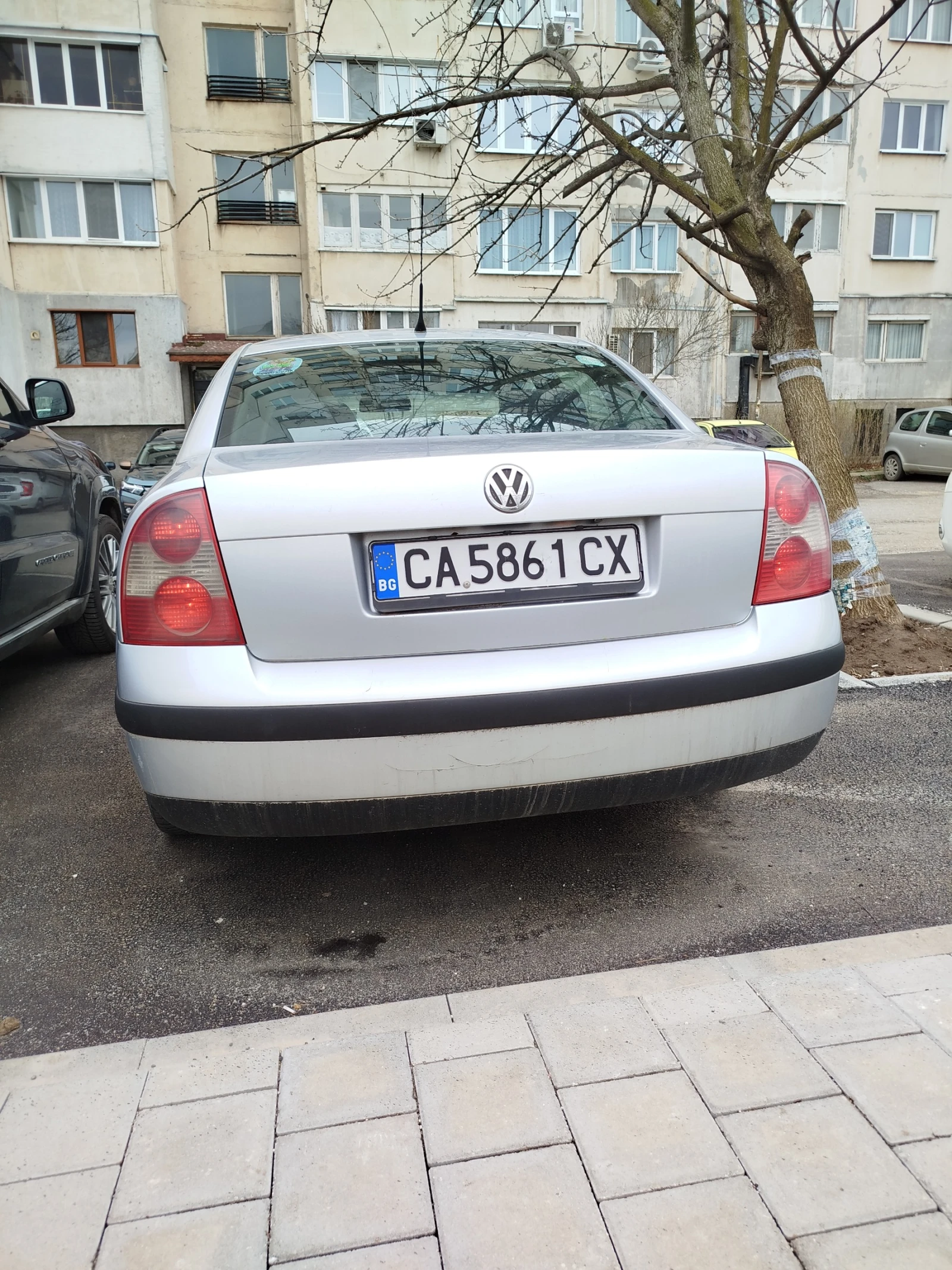 VW Passat, снимка 5 - Автомобили и джипове - 54669423