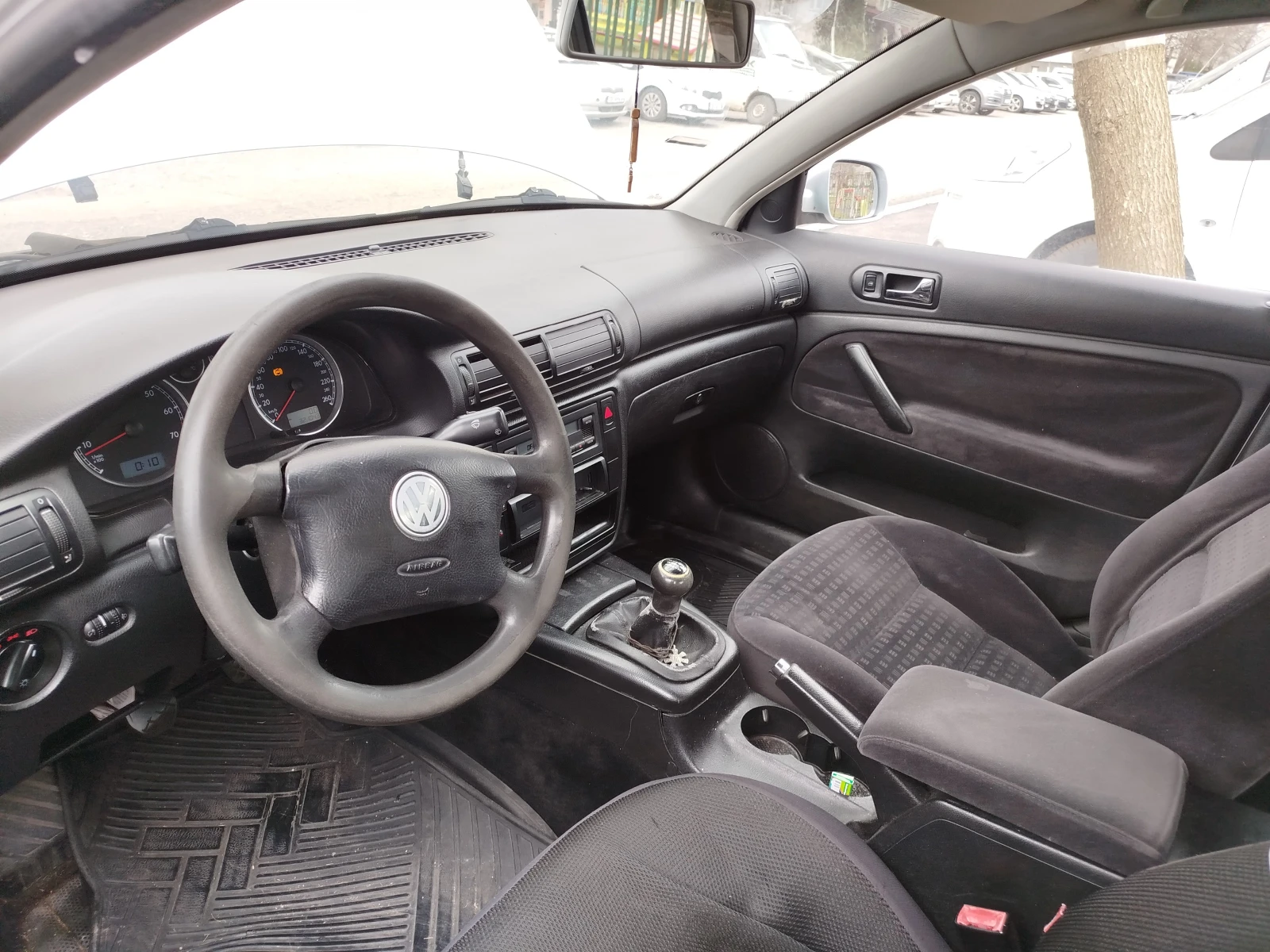 VW Passat, снимка 8 - Автомобили и джипове - 54669423