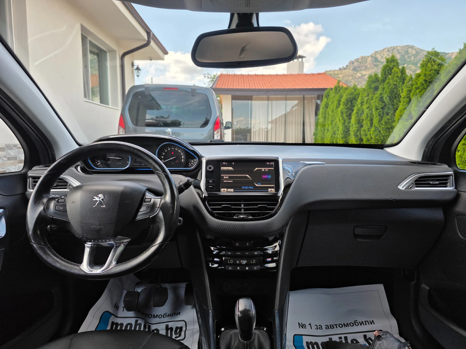 Peugeot 2008 1.6 E-HDI URBAN, снимка 10 - Автомобили и джипове - 54835973
