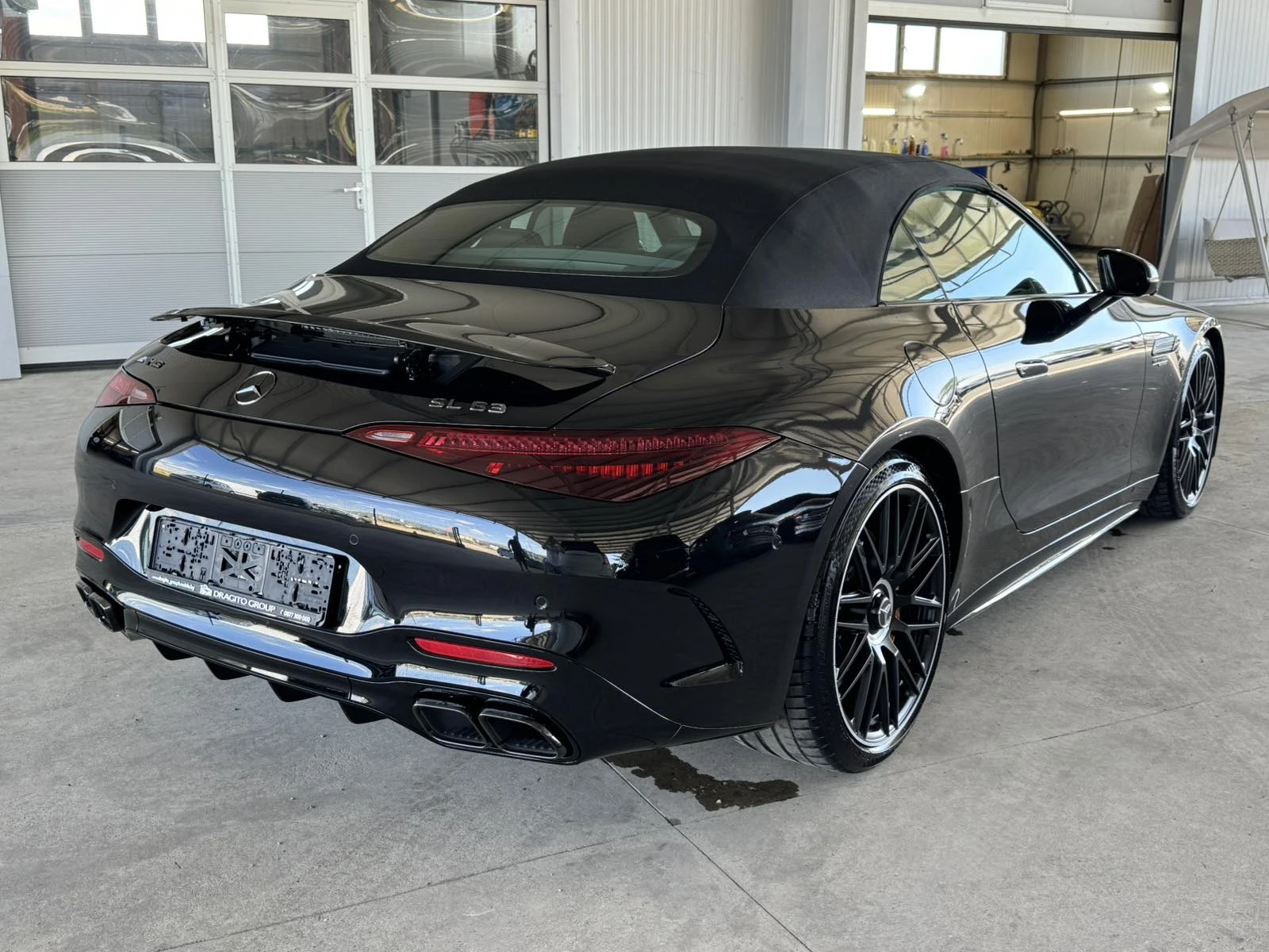 Mercedes-Benz SL 63 AMG 585ps* 4M+ * 8хл.км* CARBON CERAMIC* NIGHT* HEAD U, снимка 5 - Автомобили и джипове - 55030706