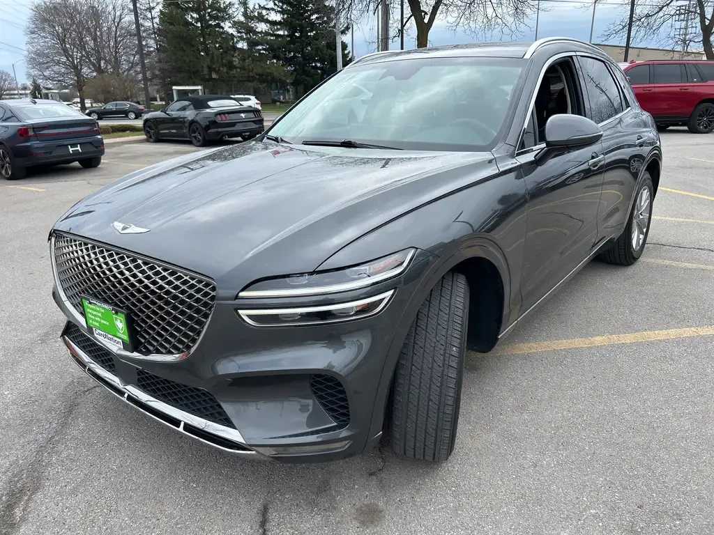 Genesis GV70 2.5 T-GDI * 4х4* ДИСТРОНИК * FULL LED * ПОДГРЕВ , снимка 3 - Автомобили и джипове - 55221682