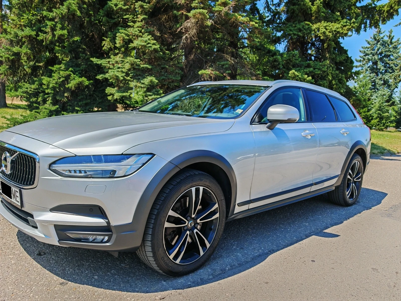 Volvo V90 Cross Country Inscription, снимка 2 - Автомобили и джипове - 55694815