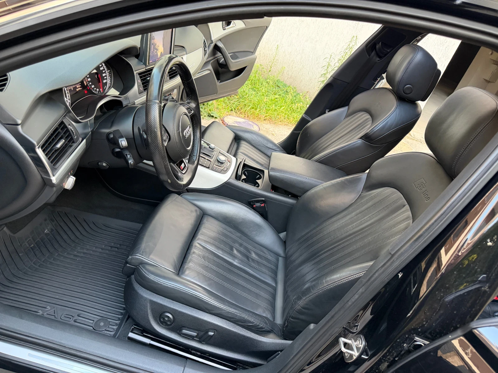 Audi A6 3.0BiTDi/8ZF/S-Line/Distronic/Panorama/Camera, снимка 9 - Автомобили и джипове - 55710924