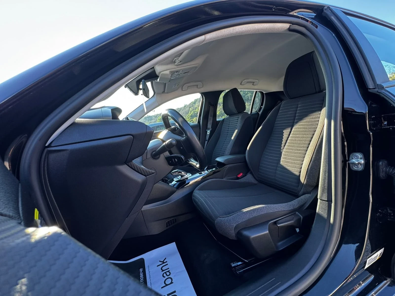 Peugeot 208 e-208, 50 kWh, 136 к.с., снимка 16 - Автомобили и джипове - 55808400