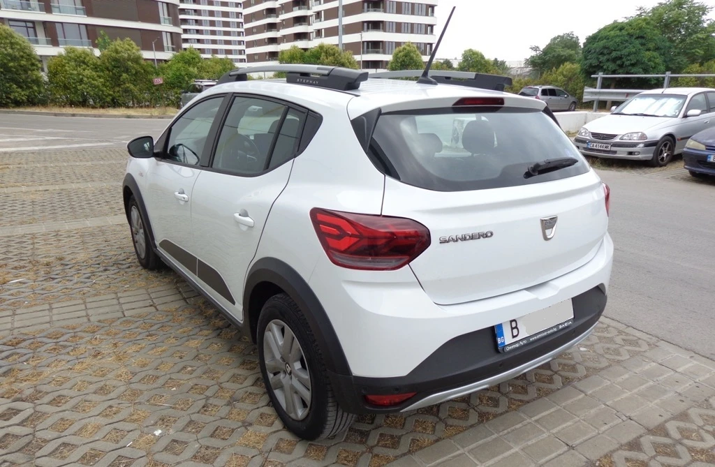 Dacia Sandero Stepway ECO 100, снимка 4 - Автомобили и джипове - 56061312