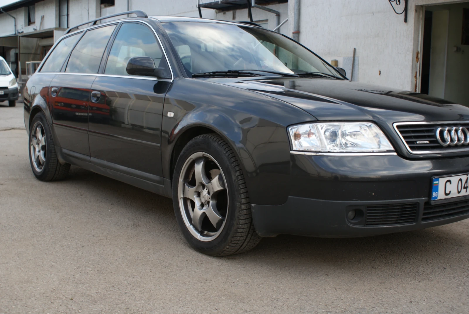 Audi A6 Allroad 2.5TDI, снимка 2 - Автомобили и джипове - 56404766