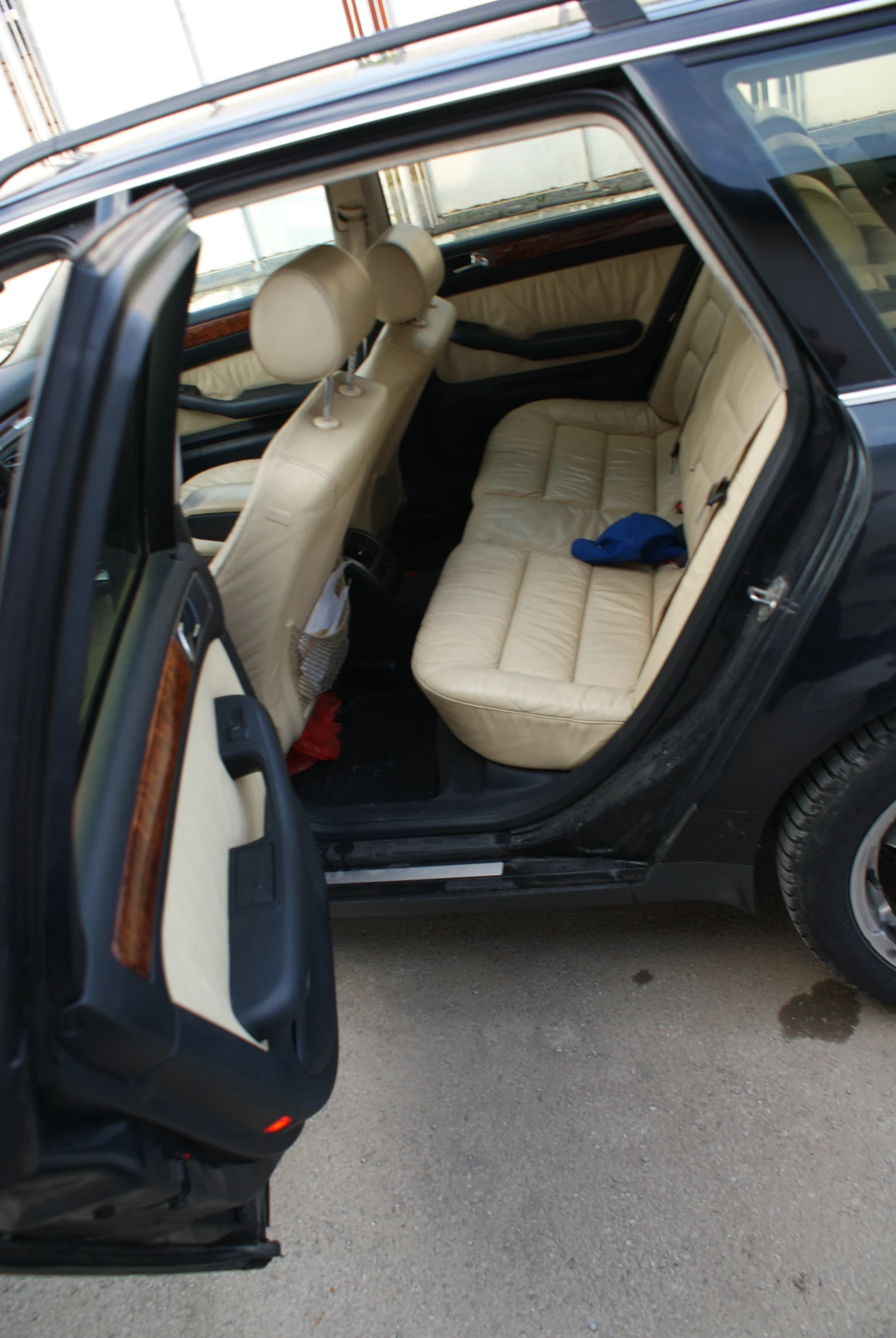 Audi A6 Allroad 2.5TDI, снимка 8 - Автомобили и джипове - 56404766