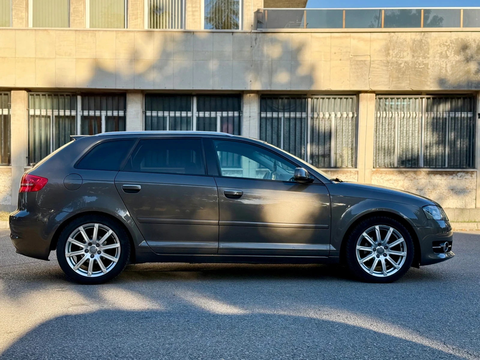 Audi A3 1.6 TDI , снимка 7 - Автомобили и джипове - 56415705