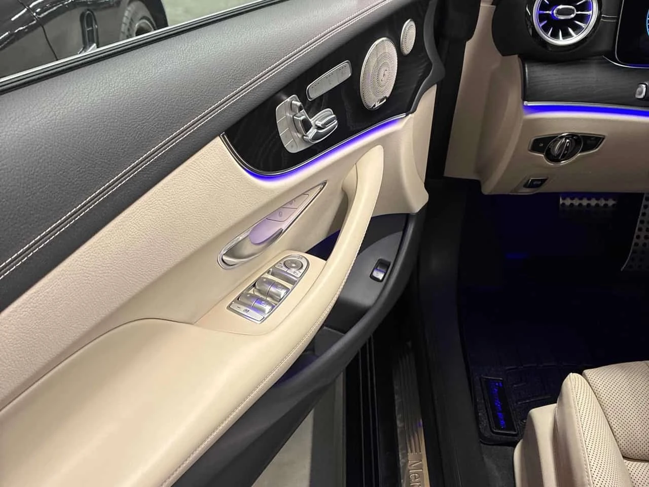 Mercedes-Benz E 450  4MATIC Cabriolet / Carfax / ����������  | Mobile.bg � ����������� 11