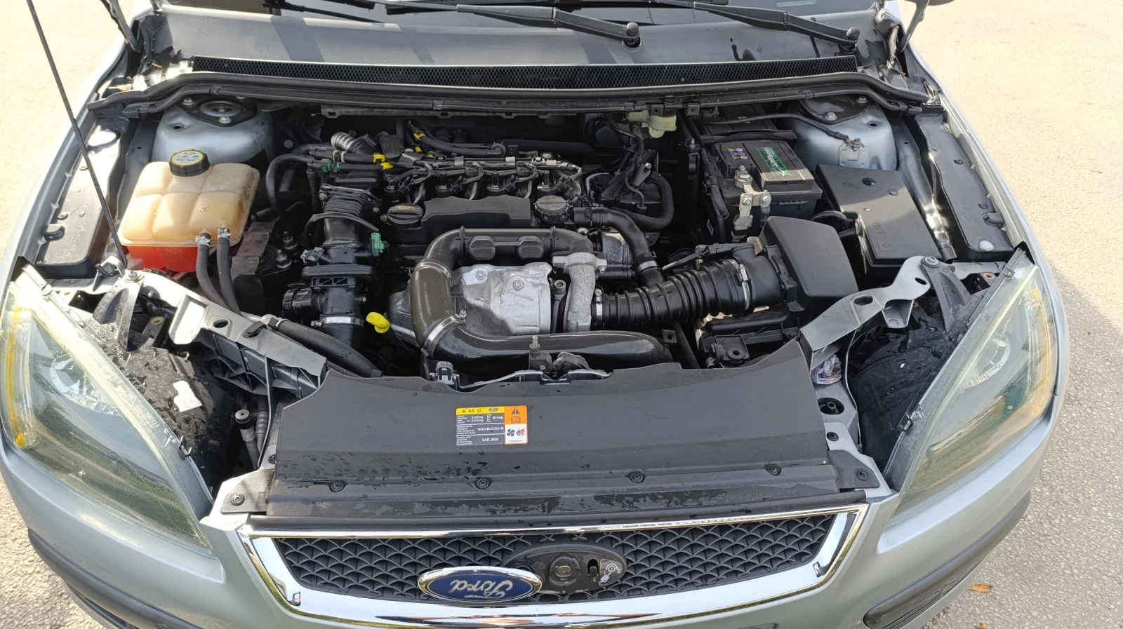 Ford Focus 1, 6. 90кс., снимка 14 - Автомобили и джипове - 56580202