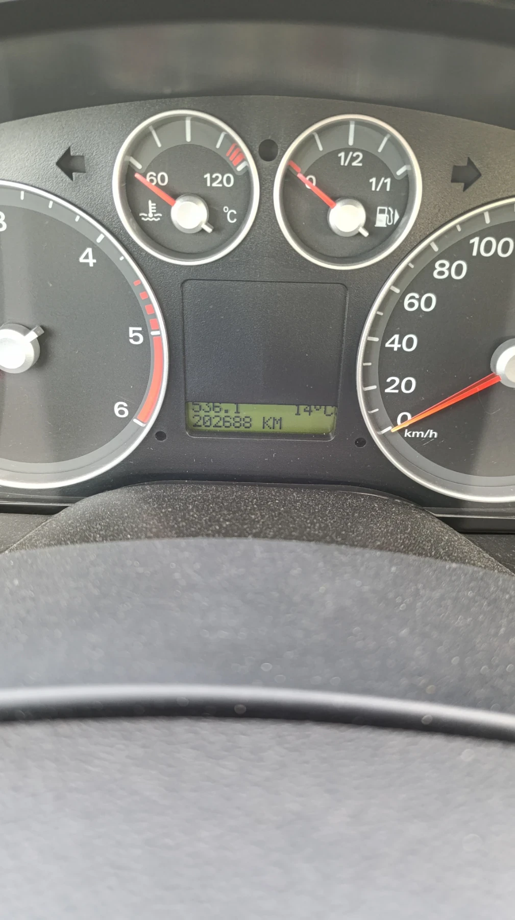 Ford Focus 1, 6. 90кс., снимка 11 - Автомобили и джипове - 56580202