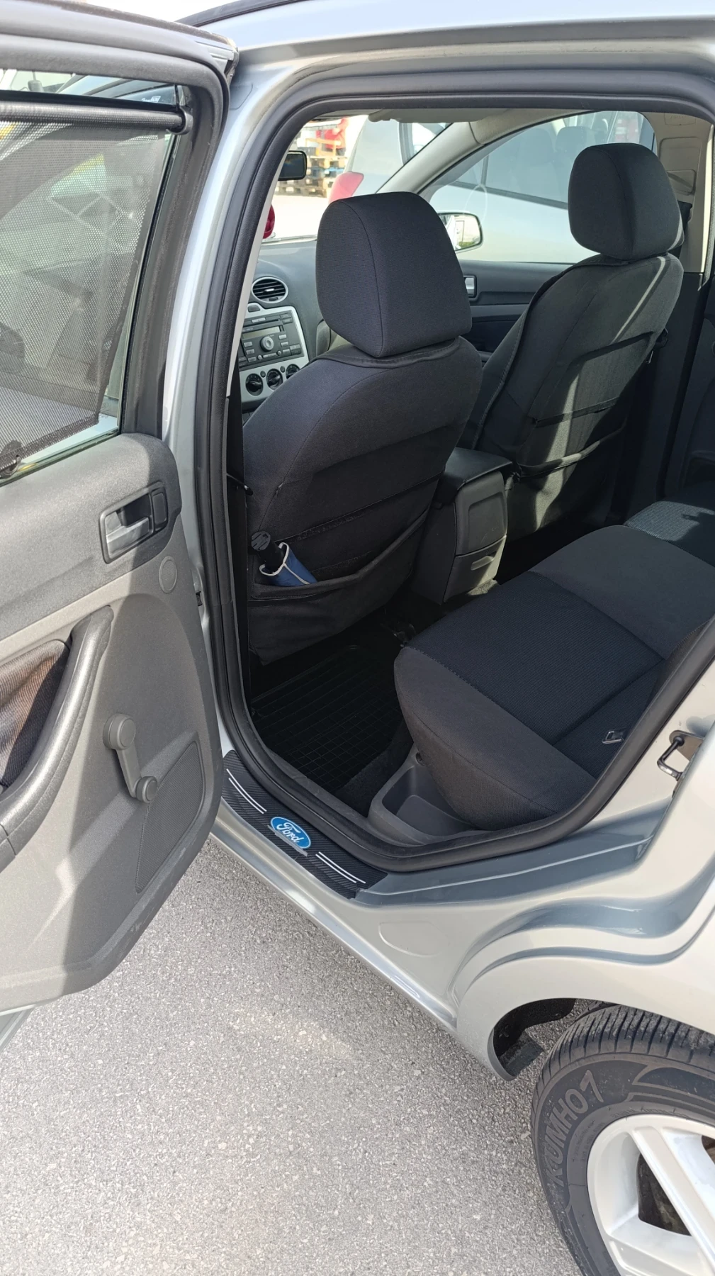 Ford Focus 1, 6. 90кс., снимка 15 - Автомобили и джипове - 56580202