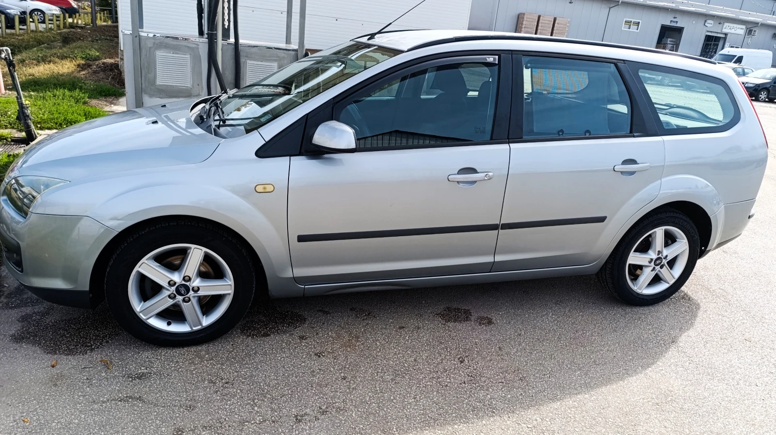 Ford Focus 1, 6. 90кс., снимка 6 - Автомобили и джипове - 56580202